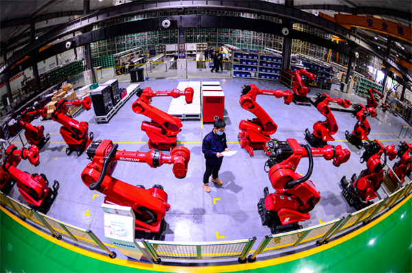 �����ձ�&mdash;�Ƚ�����ҵ��Ⱥ&ldquo;���Ҷ�&rdquo;��������&mdash;�����л�е�˼��������켯Ⱥ�״εǰ�